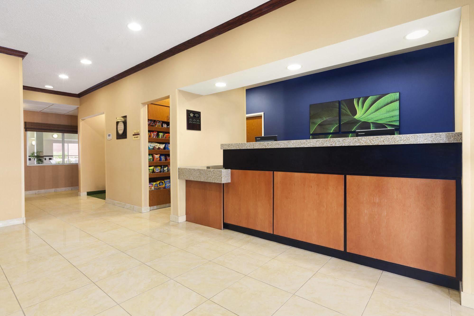 Fairfield Inn By Marriott Forsyth Decatur Bagian luar foto